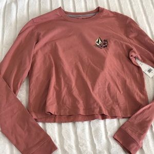 brand new volcom top